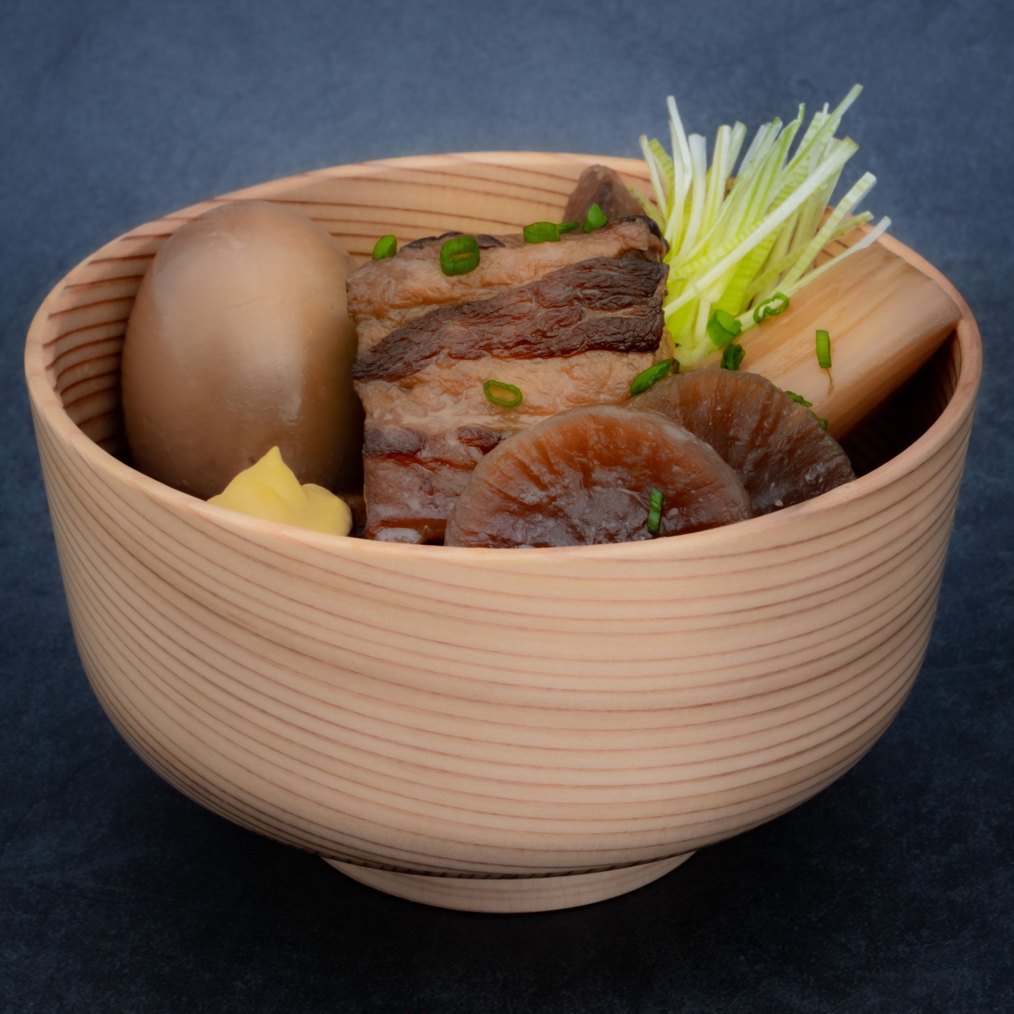 Porc braisé façon japonaise (buta no kakuni)